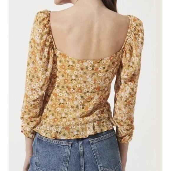 ASTR the Label Womens Ruched Sleeve Blouse in Mustard Orange Ditsy Floral SM $55 - Picture 3 of 7